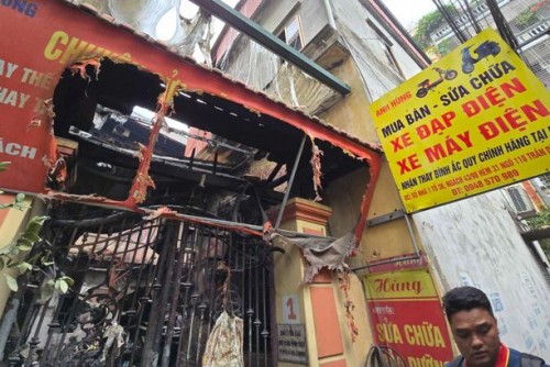 Cháy Nhà Trọ Ở Trung Kính: 14 Người Tử Vong